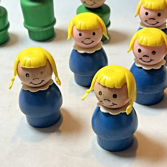 Vintage Fisher Price Little People Lot of 11 Figures Wood Bottom 1960s early 70s - Picture 2 of 4